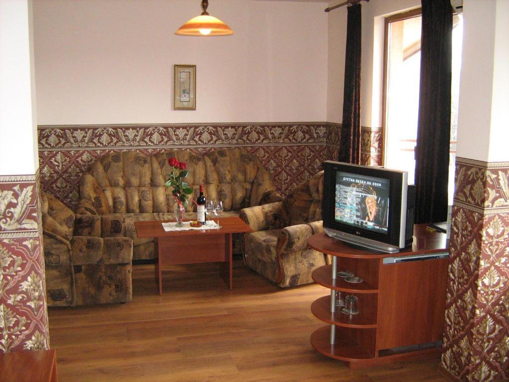 בנקיה Family Hotel Emaly 1 מראה חיצוני תמונה